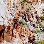 Corallina Relais & Climbing Center