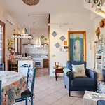 Corallina Relais & Climbing Center Villa *