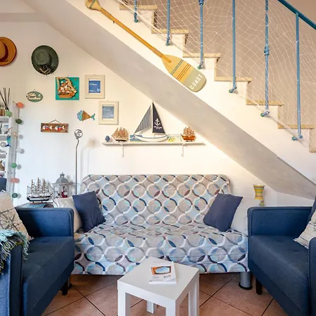 Corallina Relais & Climbing Center